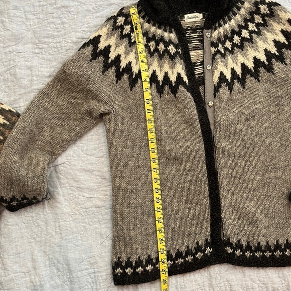 Icelandic wool Lopapeysa hooded cardigan  sweater with snaps - size large / EUC - Picture 7 of 8